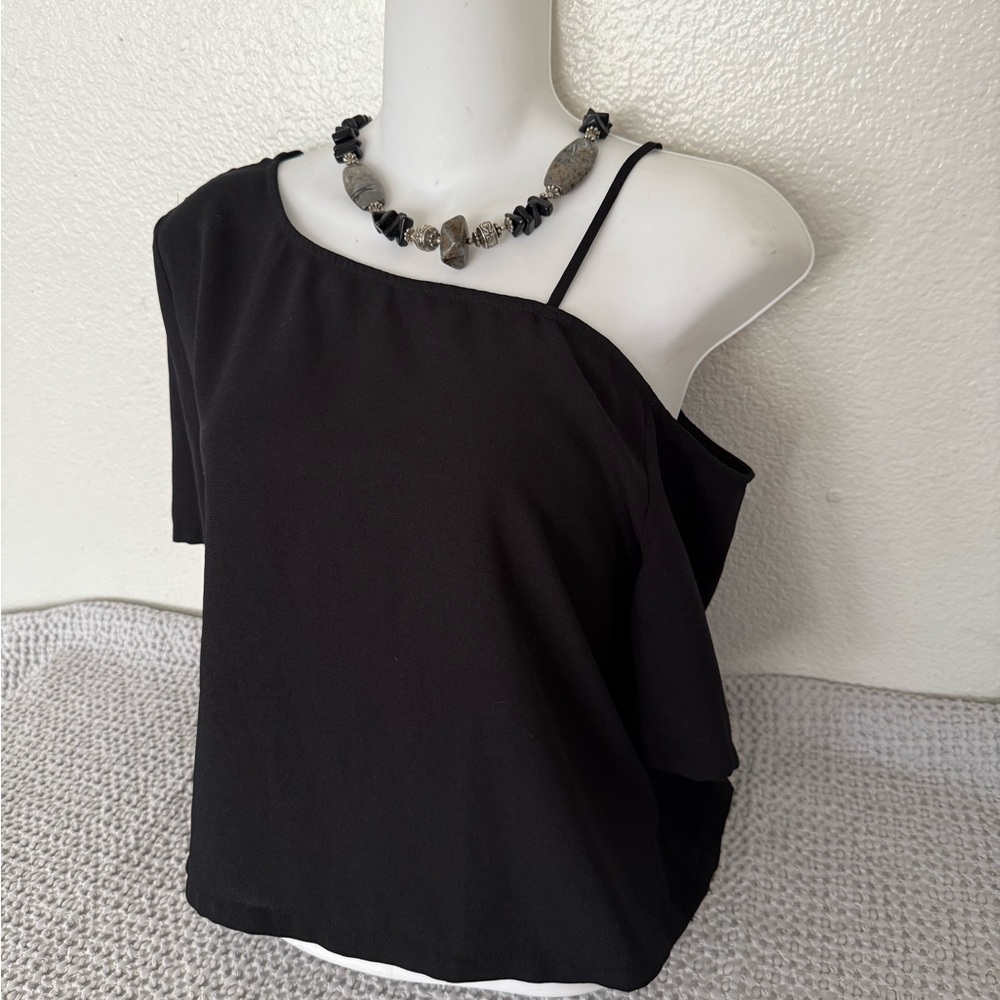 MELROSE and MARKET Women's Black One-Shoulder Top size M